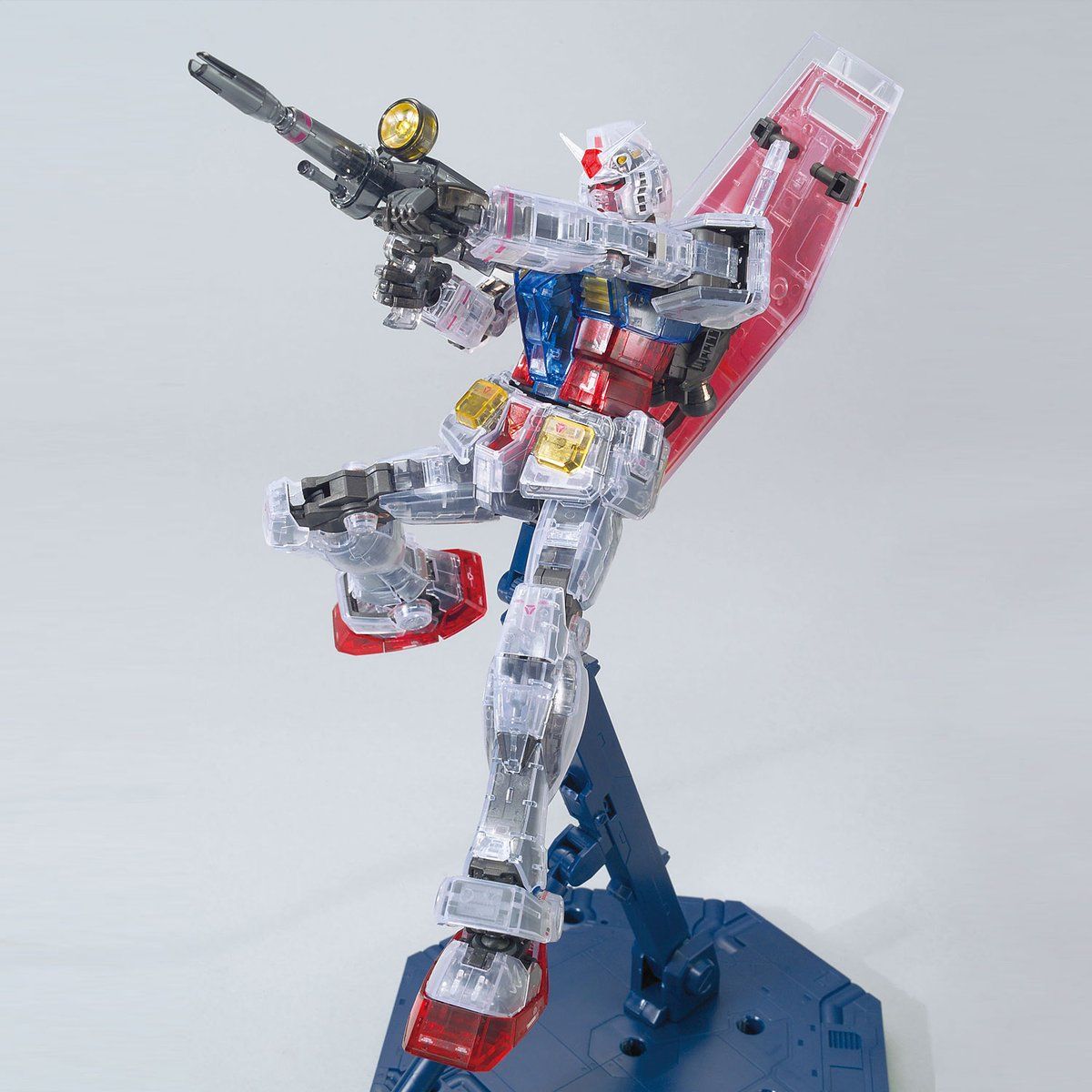 高达基地限定MG 1/100 RX-78-2 高达Ver.3.0（彩色透明版）_Hobby